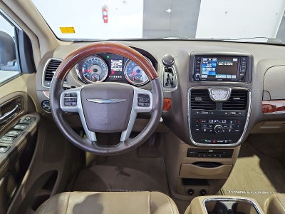 2014 Chrysler Town & Country Limited