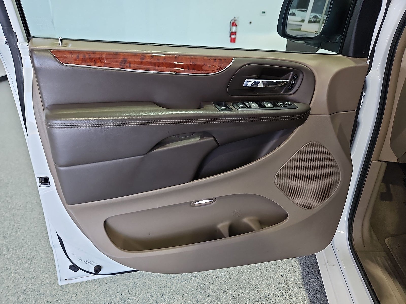 2014 Chrysler Town & Country Limited