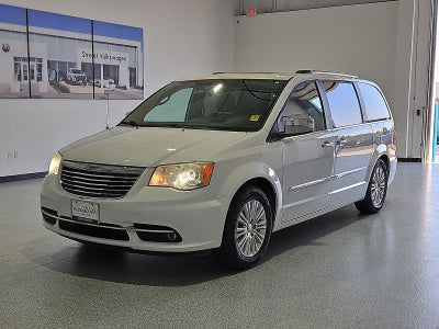 2014 Chrysler Town & Country Limited