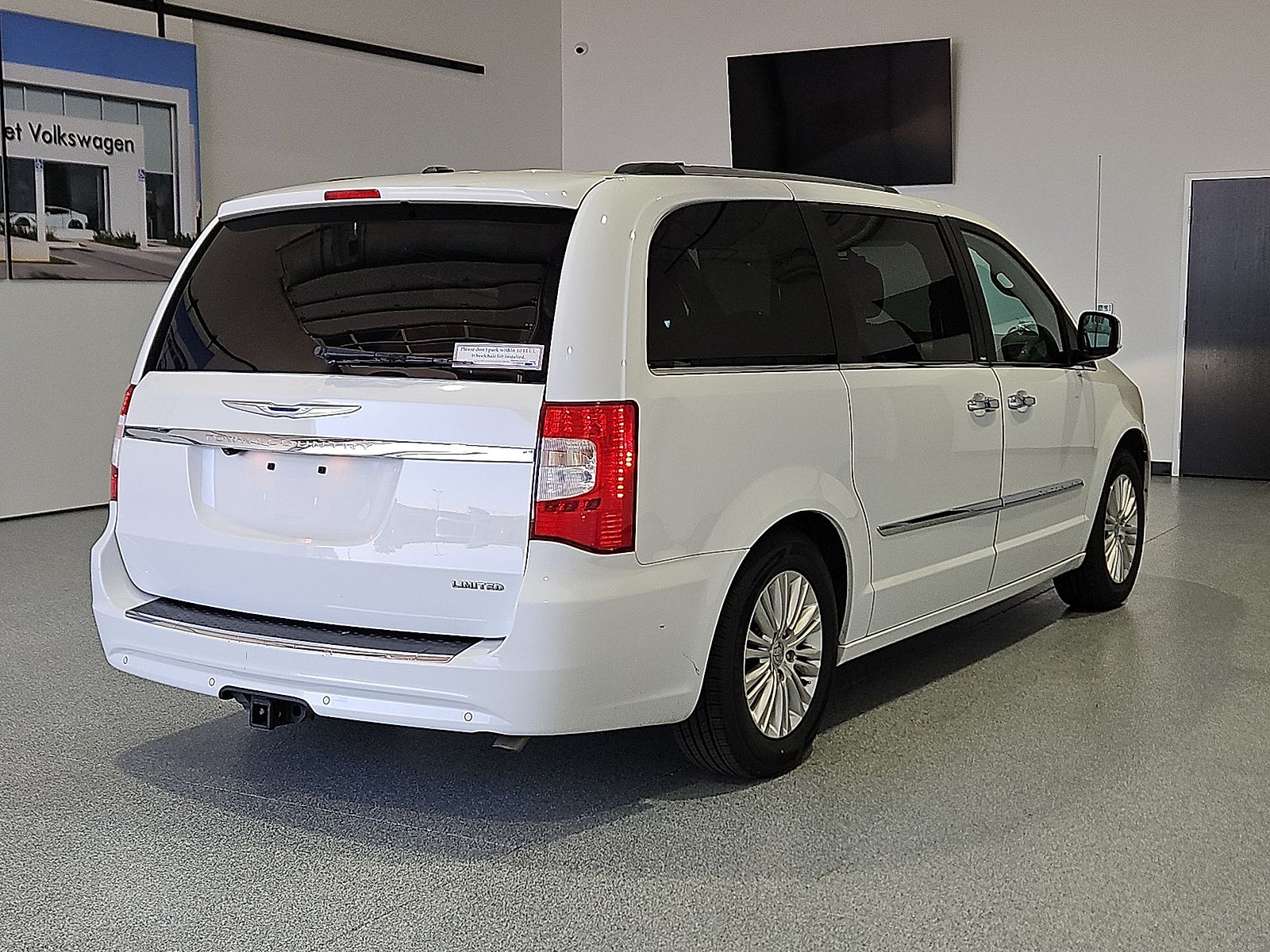 2014 Chrysler Town & Country Limited