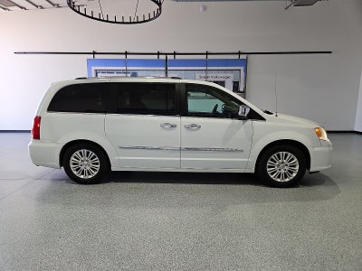 2014 Chrysler Town & Country Limited