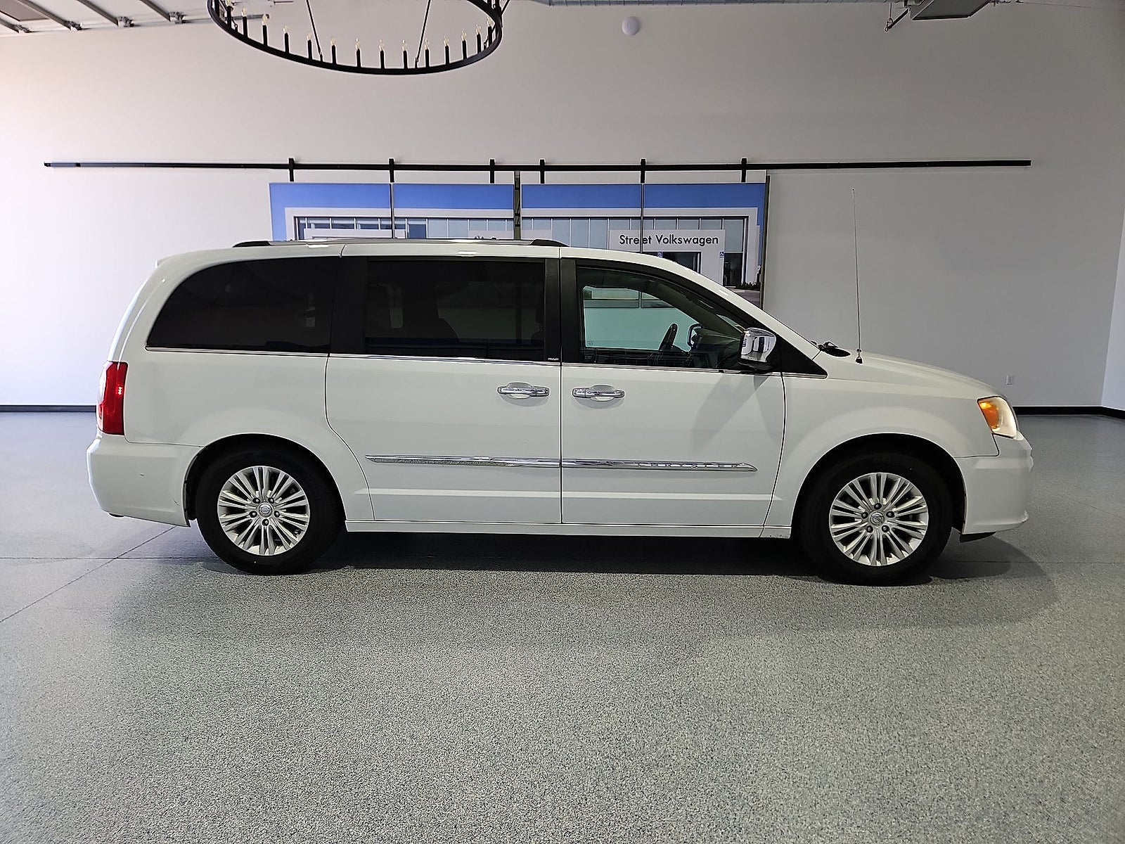 2014 Chrysler Town & Country Limited