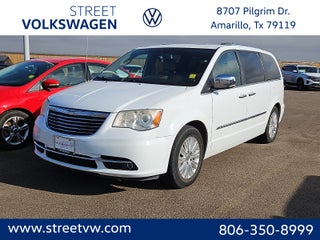 2014 Chrysler Town &amp; Country Limited