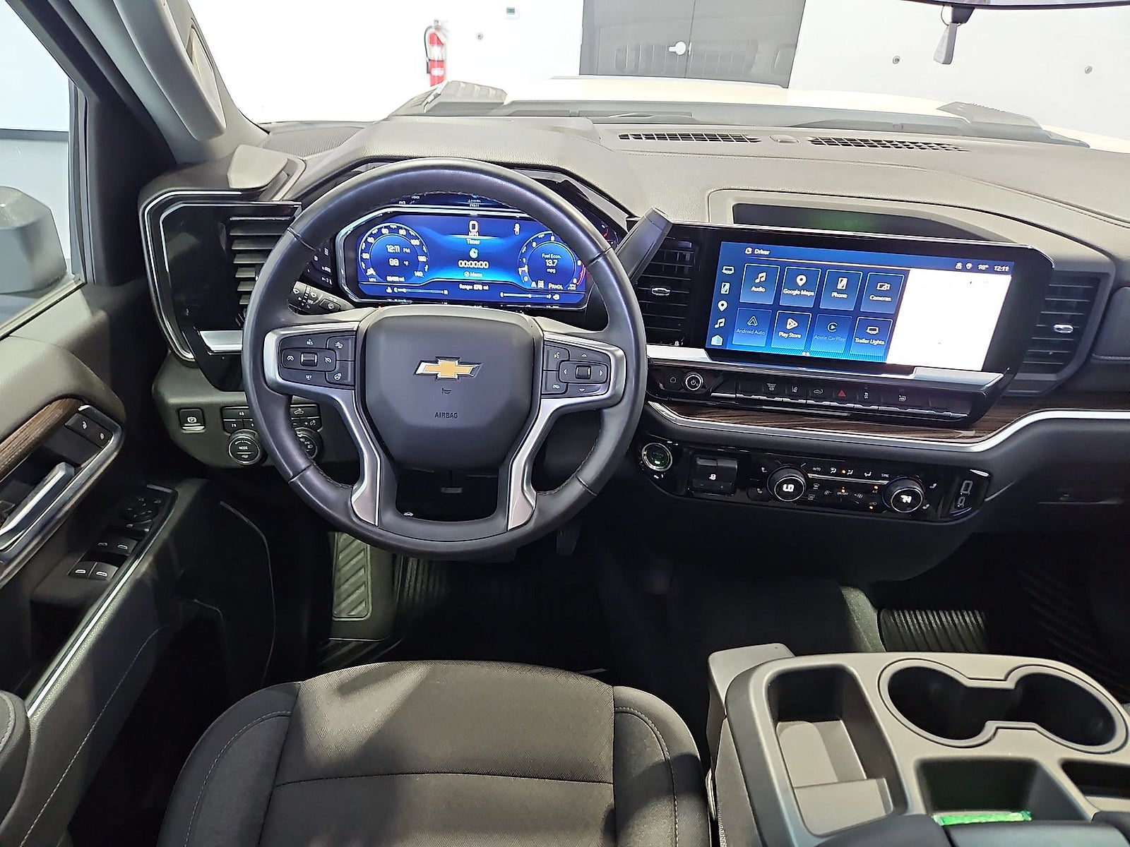 2025 Chevrolet Silverado 2500HD 4WD Crew Cab Standard Bed LT