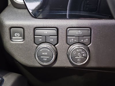 2025 Chevrolet Silverado 2500HD 4WD Crew Cab Standard Bed LT