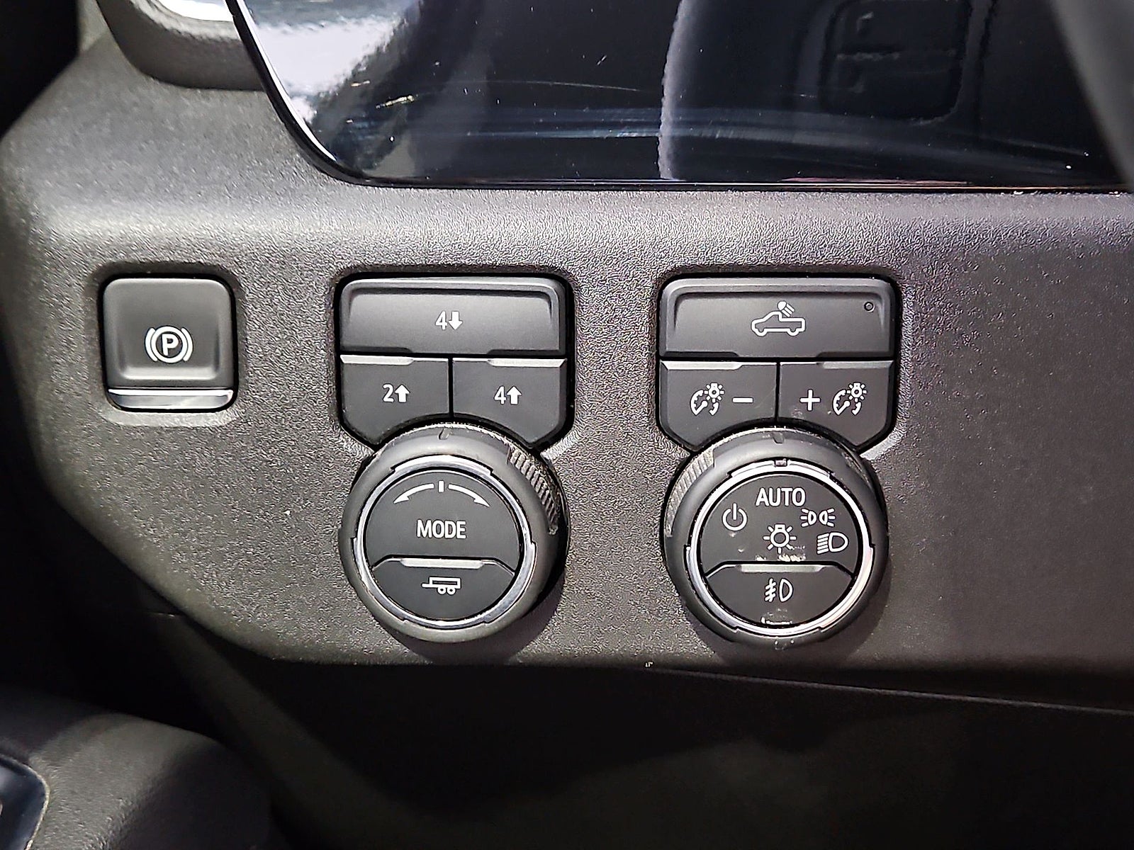 2025 Chevrolet Silverado 2500HD 4WD Crew Cab Standard Bed LT