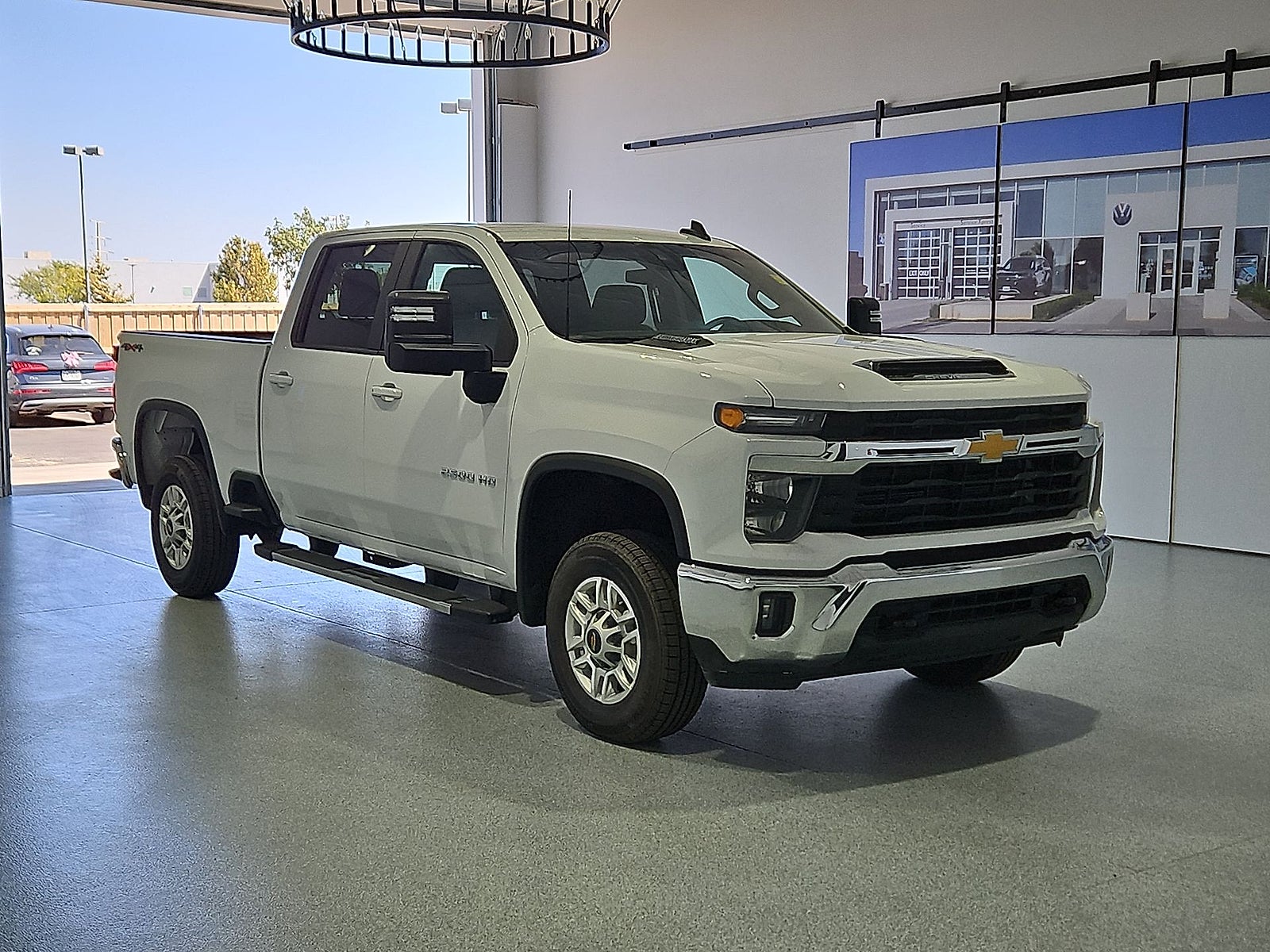 2025 Chevrolet Silverado 2500HD 4WD Crew Cab Standard Bed LT