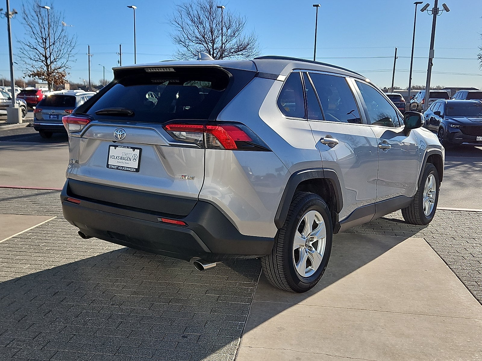 2020 Toyota RAV4 XLE