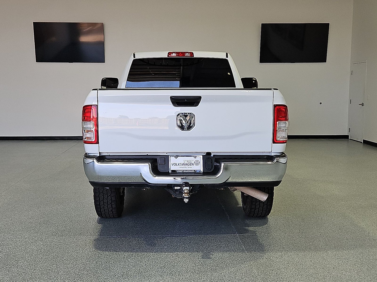 2022 RAM 2500 Tradesman Regular Cab 4x4 8' Box