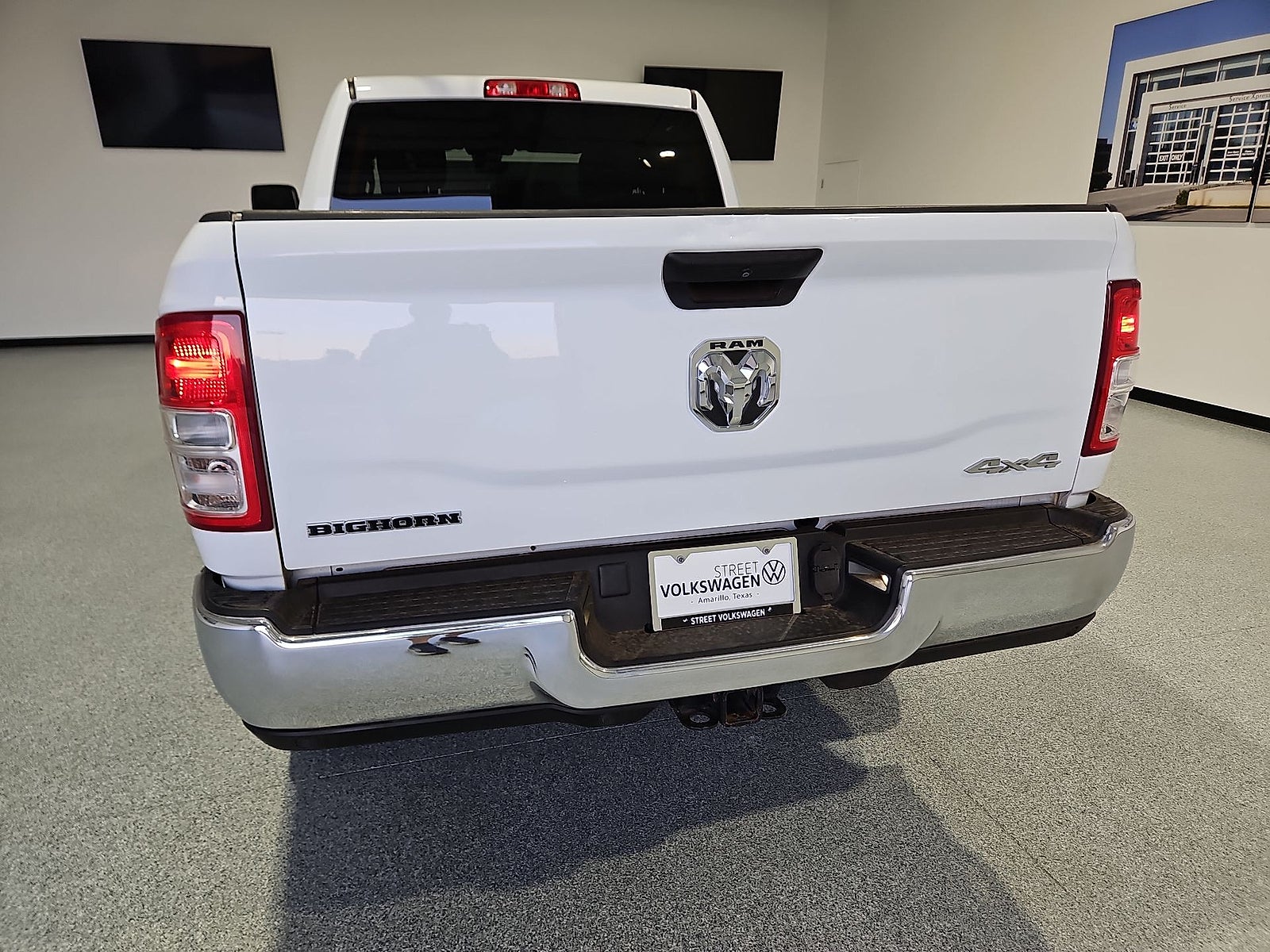 2024 RAM 2500 Big Horn Crew Cab 4x4 6'4" Box