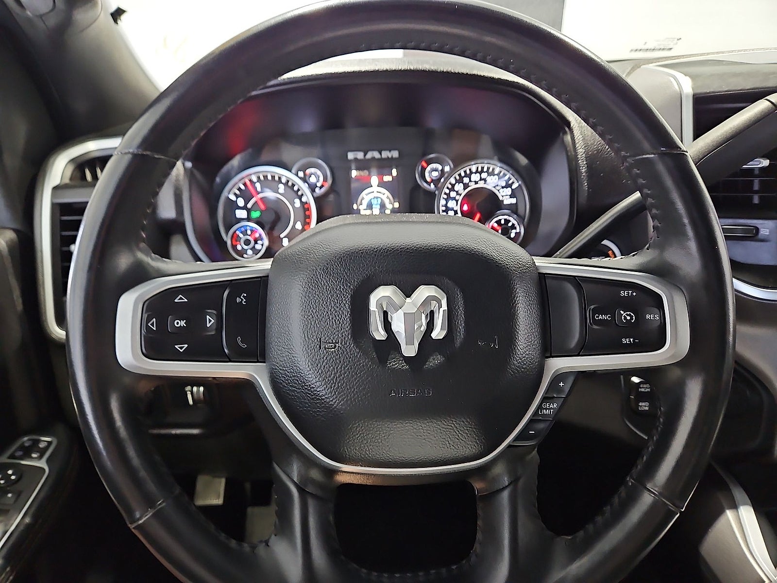 2024 RAM 2500 Big Horn Crew Cab 4x4 6'4" Box
