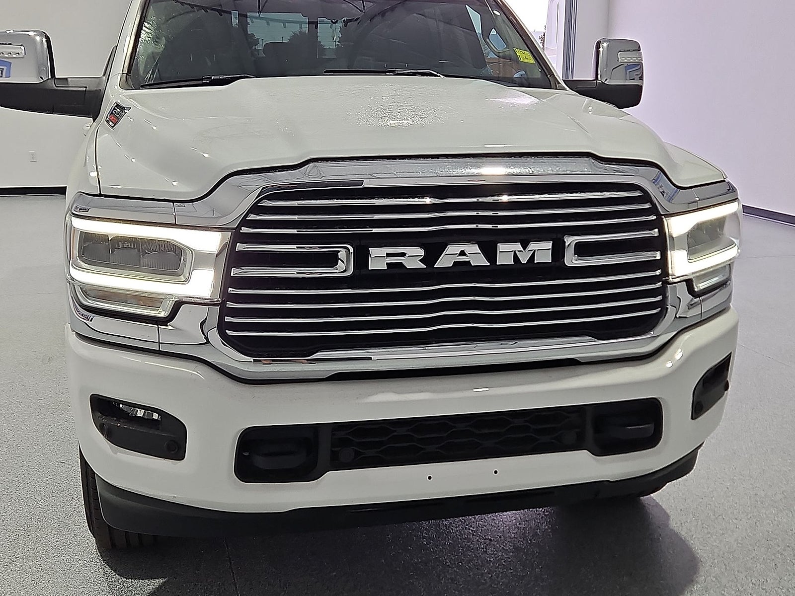 2024 RAM 2500 Laramie Crew Cab 4x4 6'4" Box