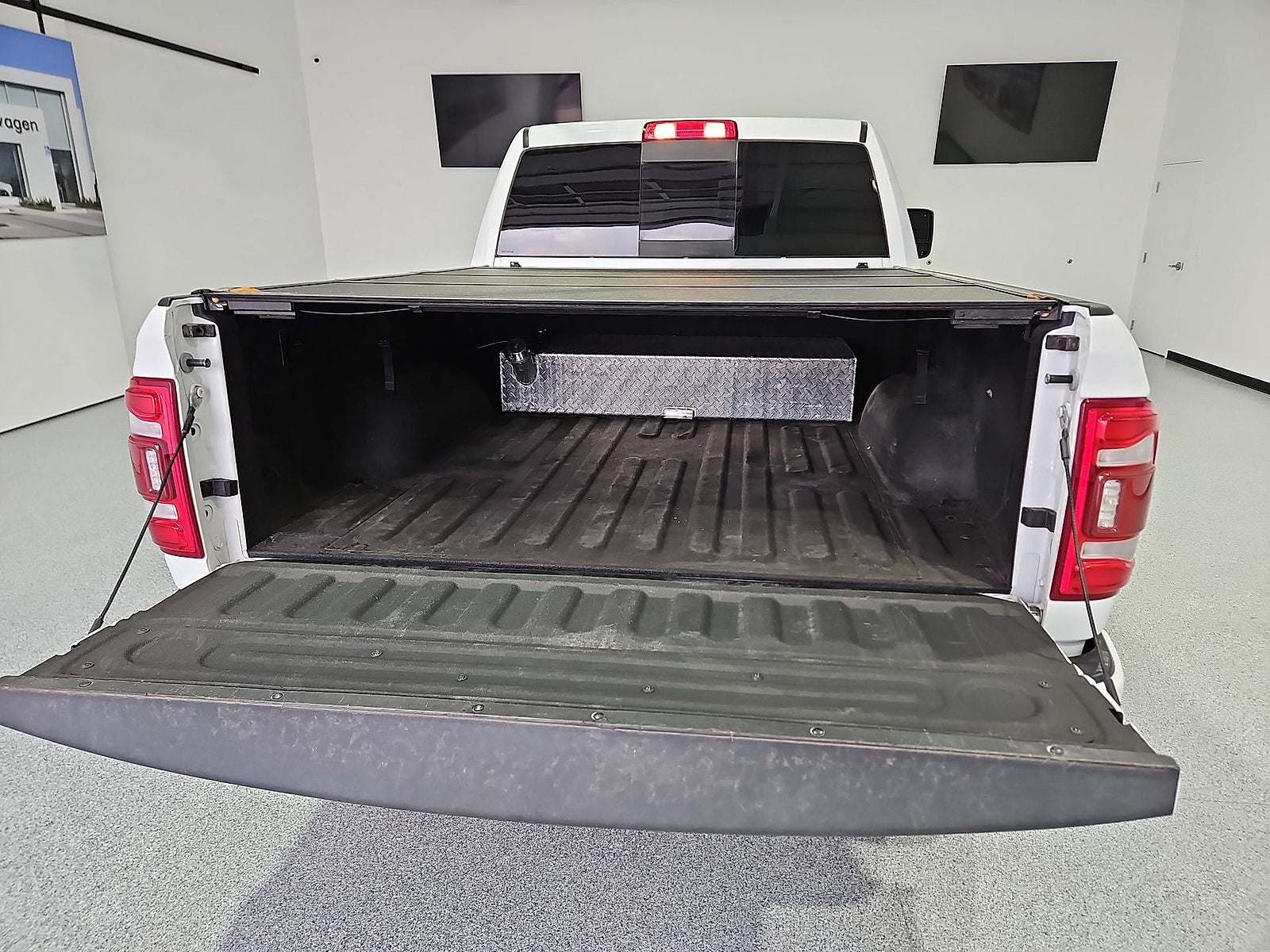2024 RAM 2500 Laramie Crew Cab 4x4 6'4" Box