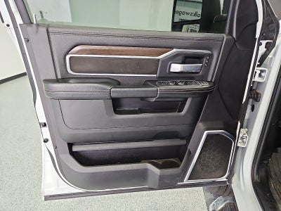 2024 RAM 2500 Laramie Crew Cab 4x4 6'4" Box