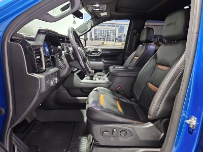 2022 GMC Sierra 1500 4WD Crew Cab Short Box AT4