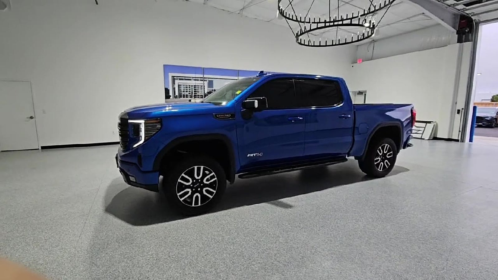 2022 GMC Sierra 1500 4WD Crew Cab Short Box AT4