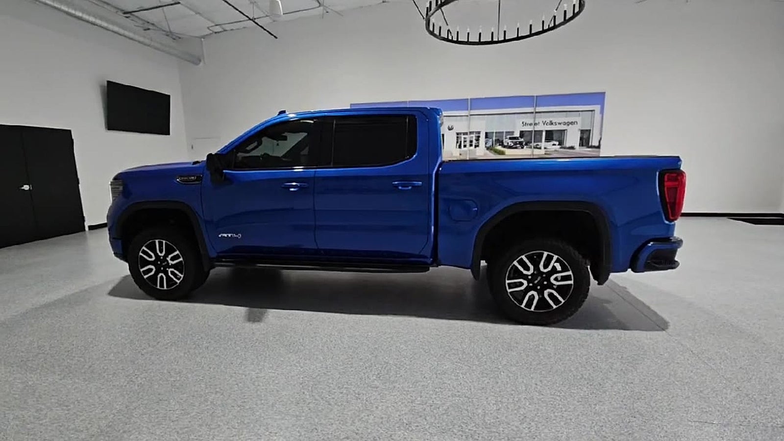 2022 GMC Sierra 1500 4WD Crew Cab Short Box AT4