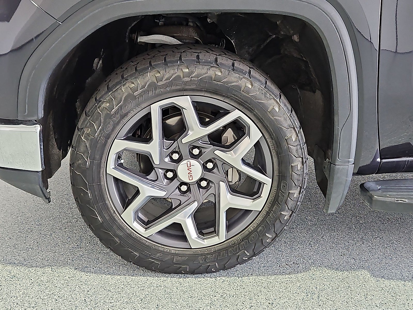 2023 GMC Sierra 1500 4WD Crew Cab Short Box SLT