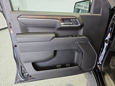 2025 GMC Sierra 1500 4WD Crew Cab Short Box SLT