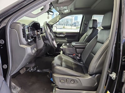 2025 GMC Sierra 1500 4WD Crew Cab Short Box SLT