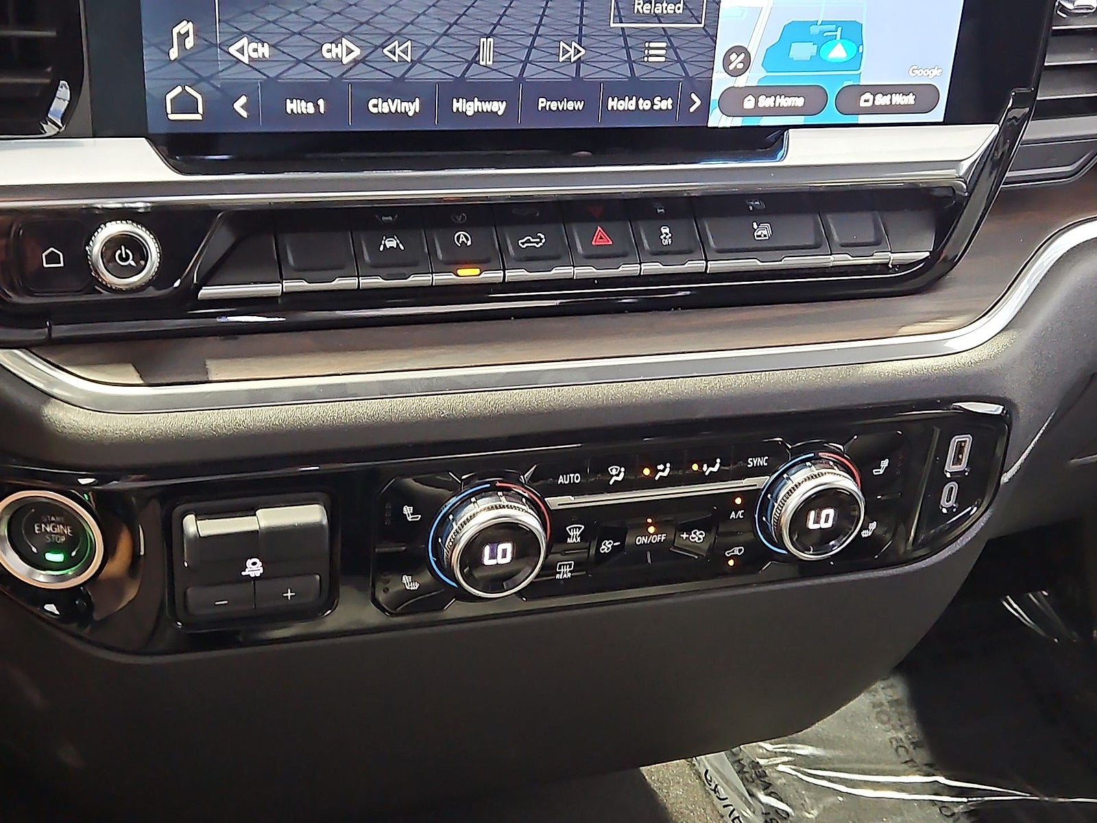 2025 GMC Sierra 1500 4WD Crew Cab Short Box SLT