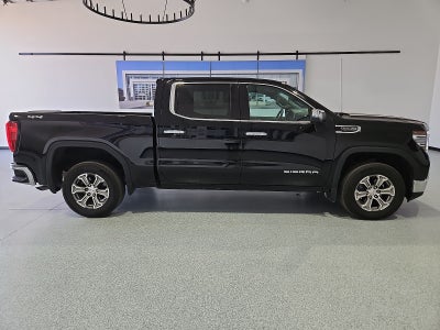 2025 GMC Sierra 1500 4WD Crew Cab Short Box SLT