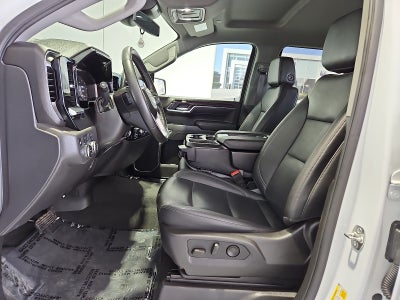 2025 GMC Sierra 1500 4WD Crew Cab Short Box SLT