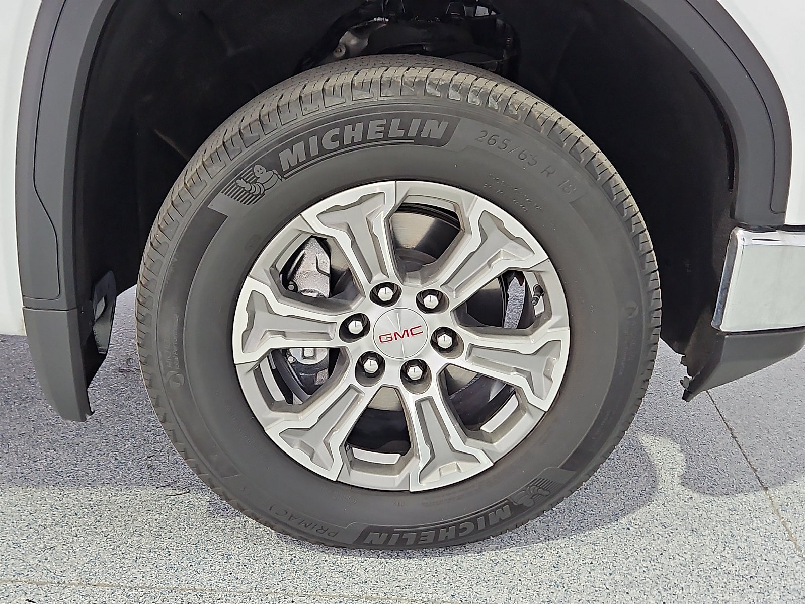 2025 GMC Sierra 1500 4WD Crew Cab Short Box SLT
