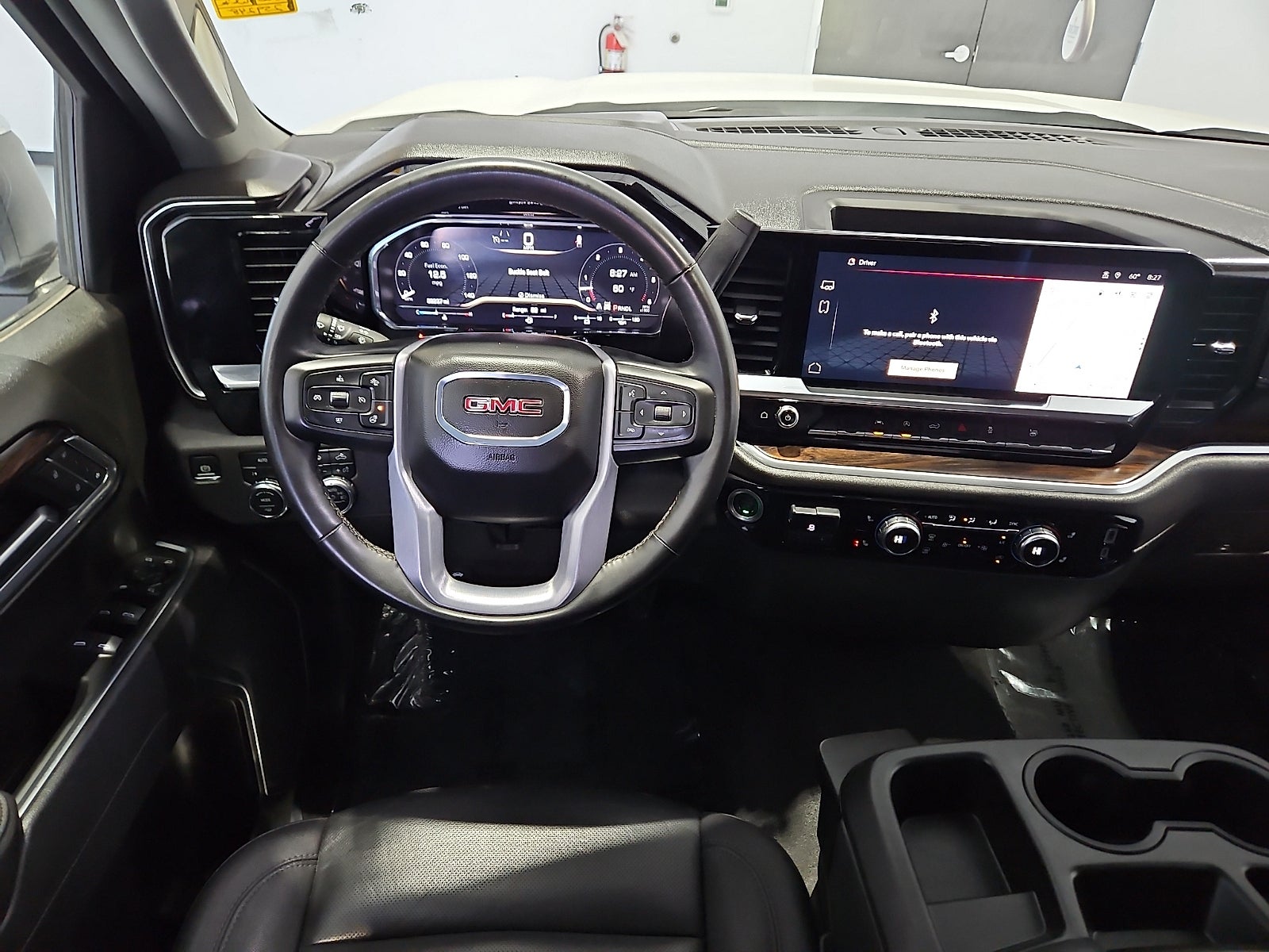 2025 GMC Sierra 1500 4WD Crew Cab Short Box SLT