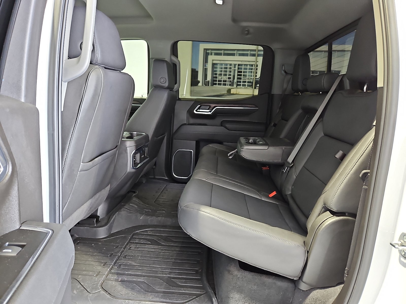 2025 GMC Sierra 1500 4WD Crew Cab Short Box SLT