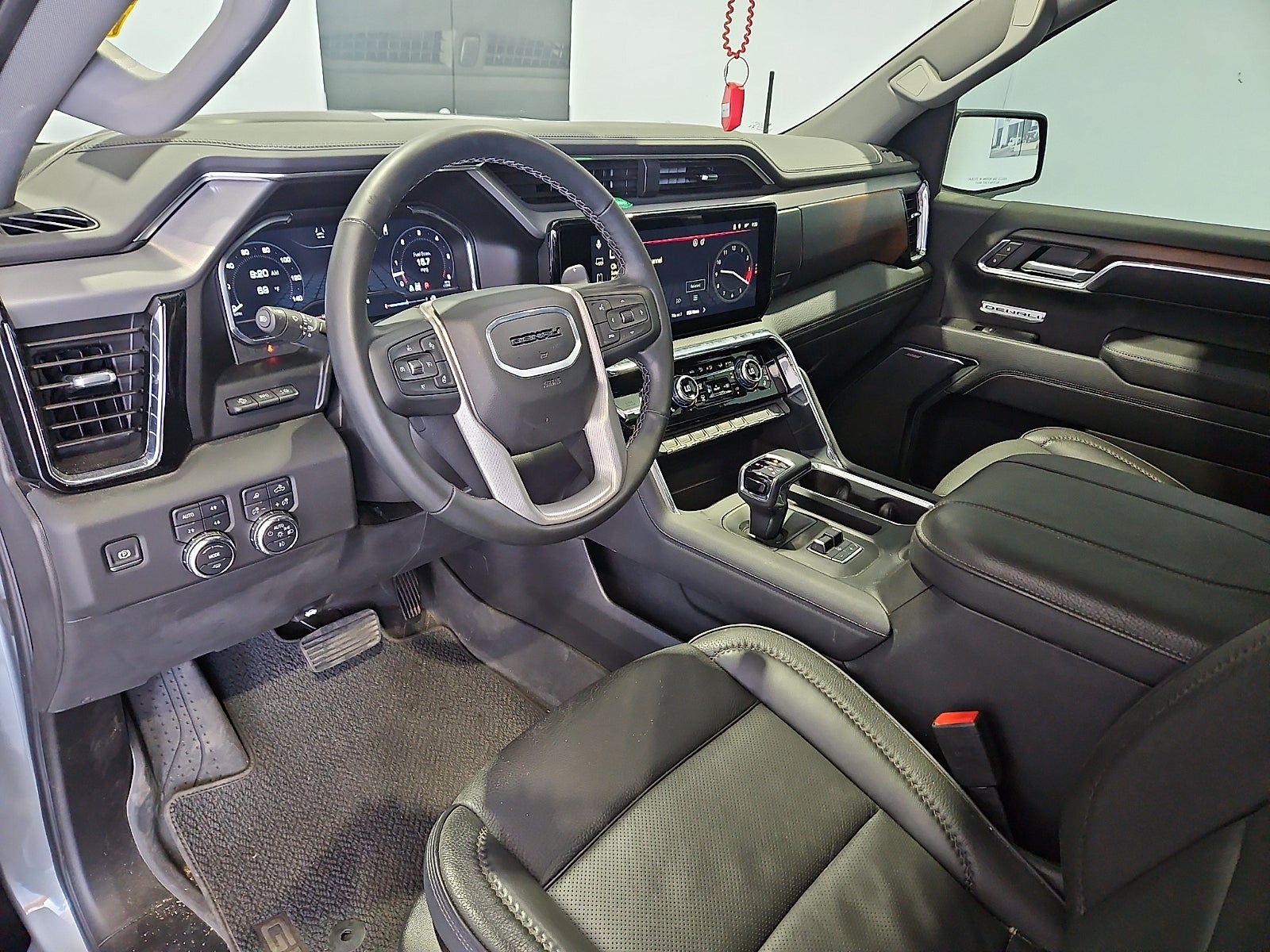 2025 GMC Sierra 1500 4WD Crew Cab Short Box Denali