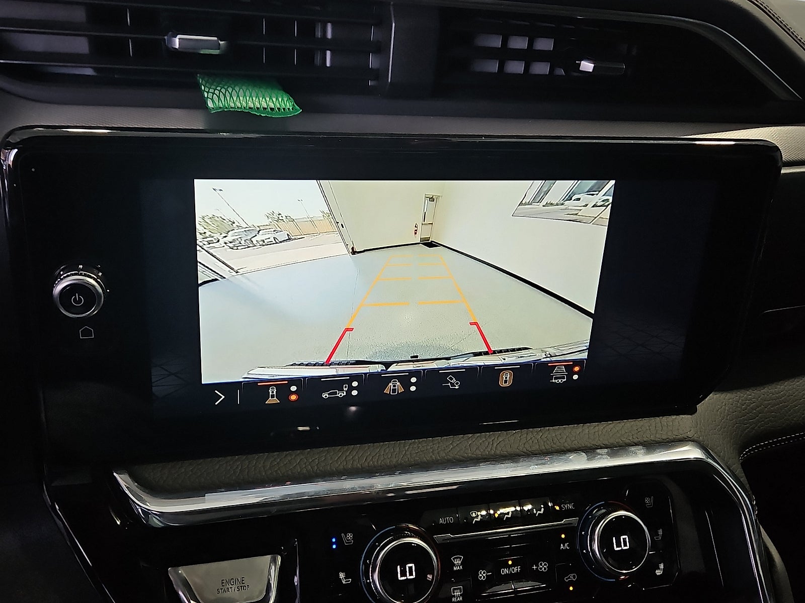 2025 GMC Sierra 1500 4WD Crew Cab Short Box Denali