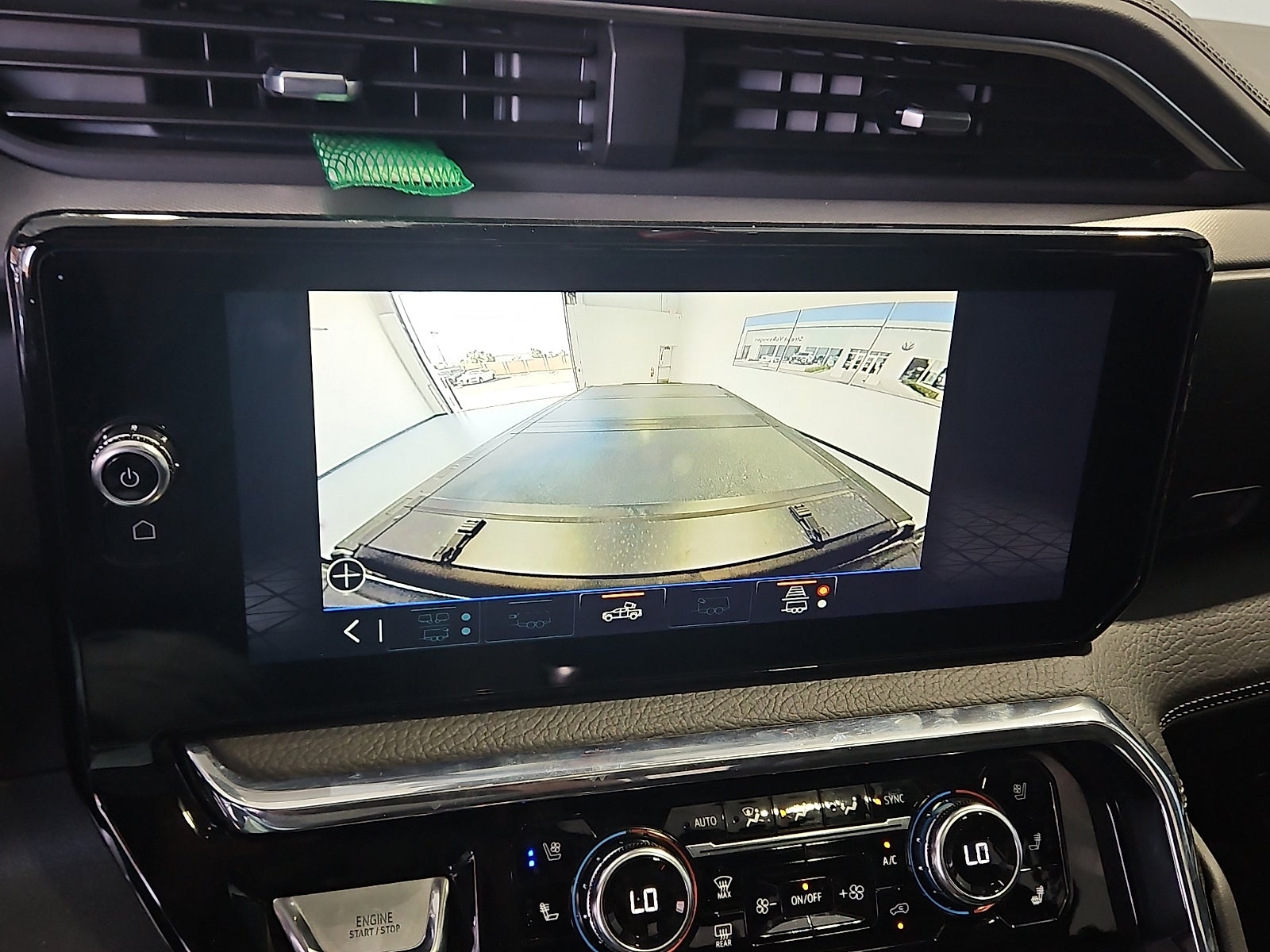 2025 GMC Sierra 1500 4WD Crew Cab Short Box Denali