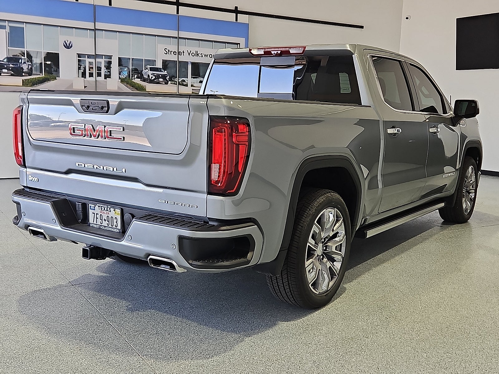 2025 GMC Sierra 1500 4WD Crew Cab Short Box Denali