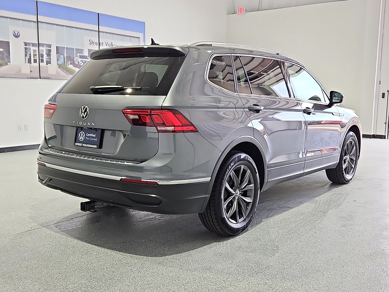 2022 Volkswagen Tiguan 2.0T SE