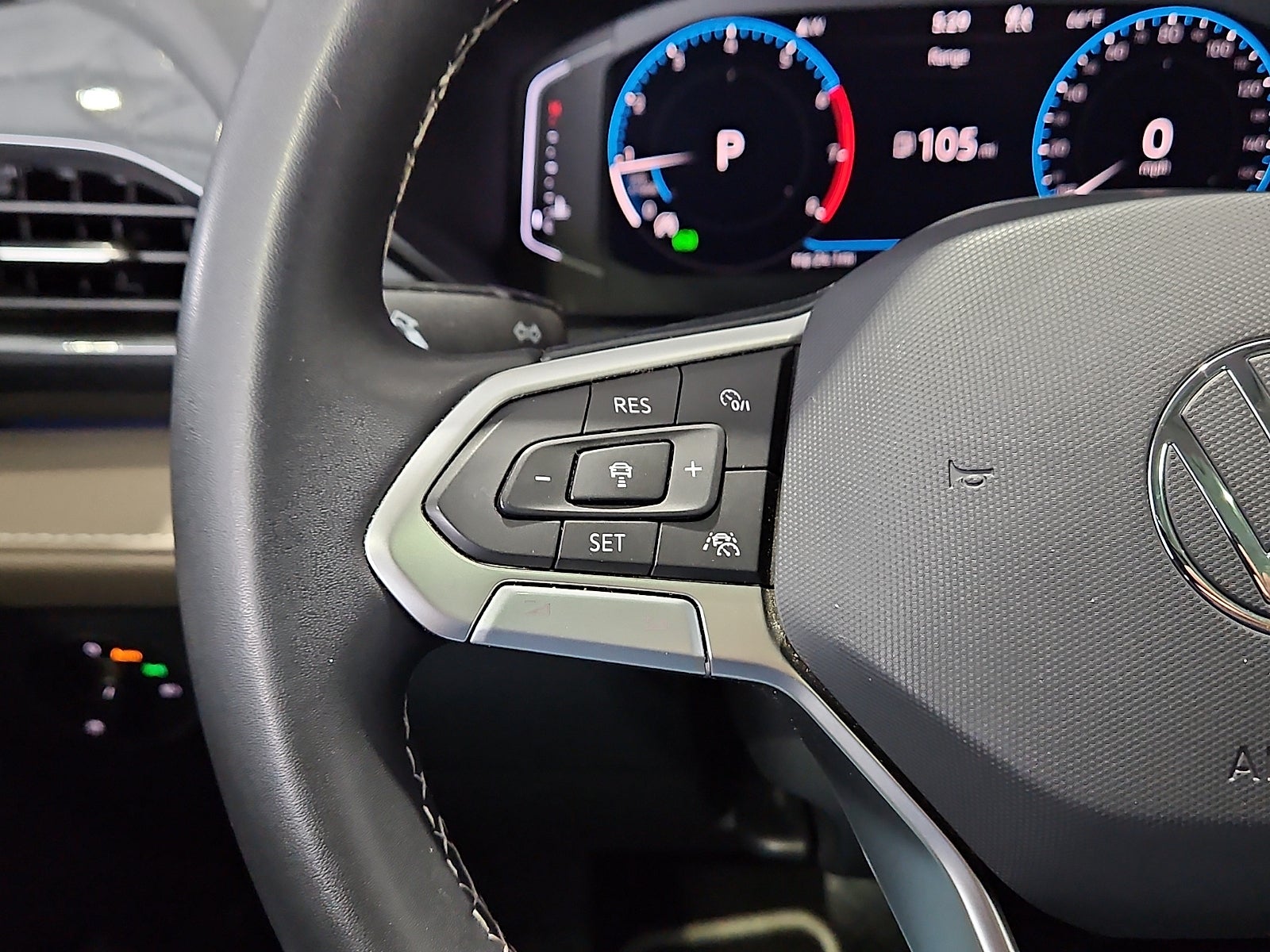 2023 Volkswagen Taos 1.5T SEL
