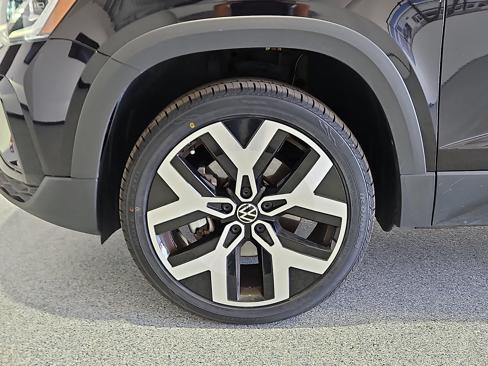 2023 Volkswagen Taos 1.5T SEL