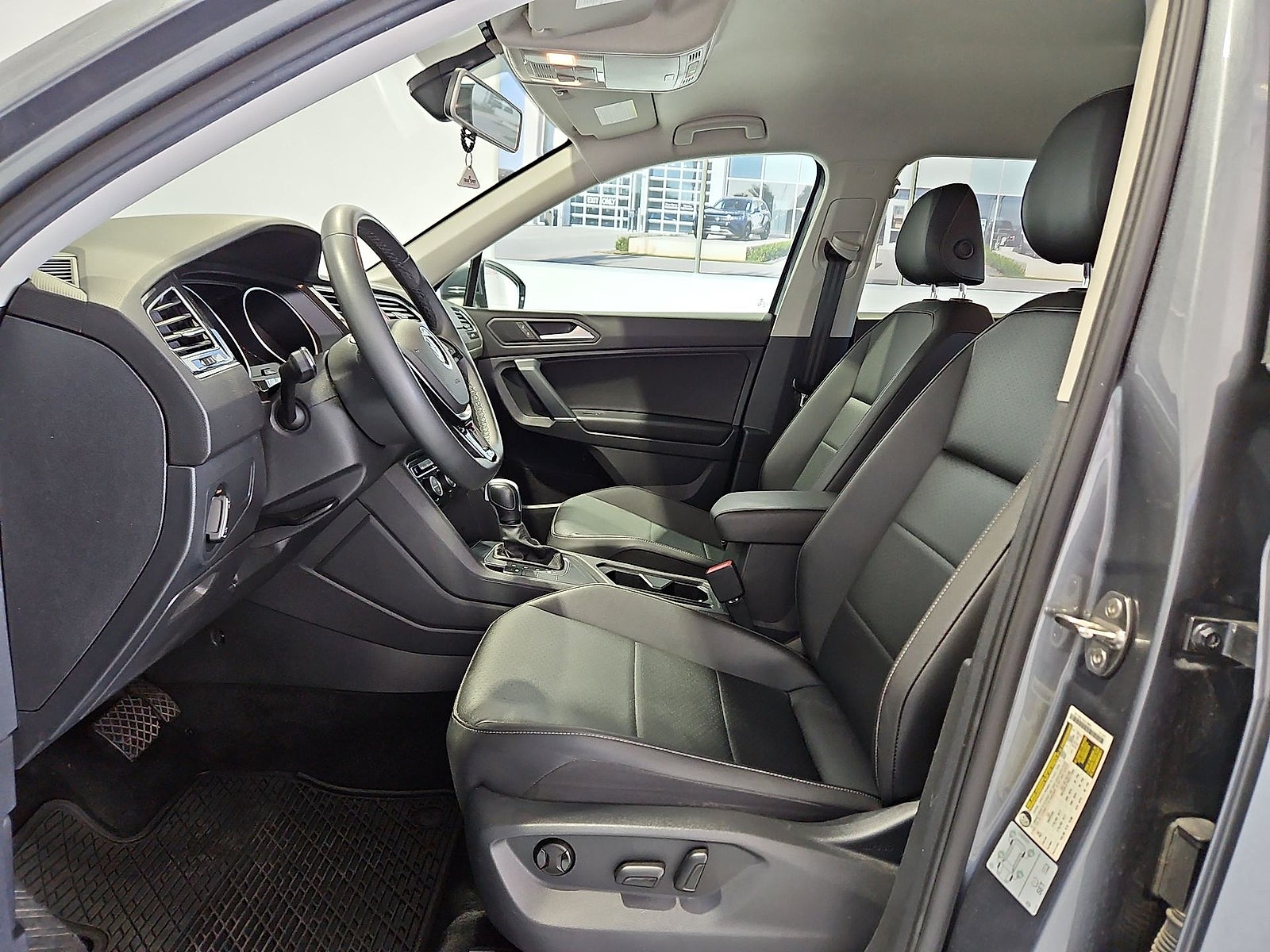 2020 Volkswagen Tiguan 2.0T SE