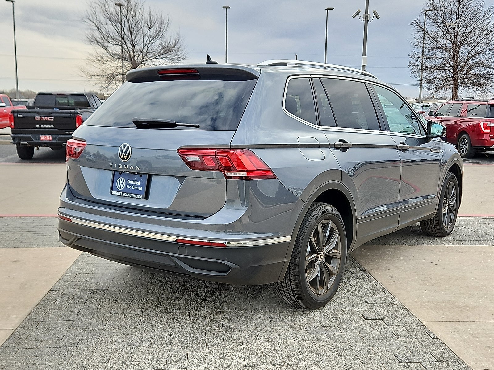 2022 Volkswagen Tiguan 2.0T SE