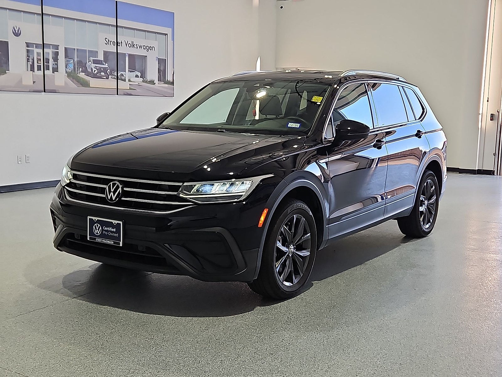 2024 Volkswagen Tiguan 2.0T SE