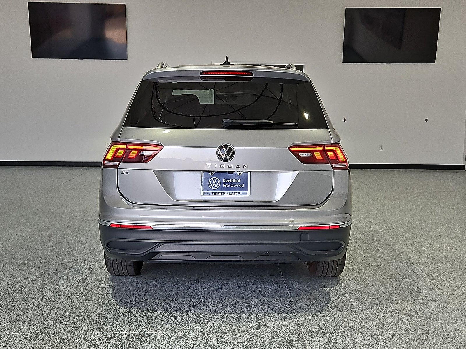 2023 Volkswagen Tiguan 2.0T SE