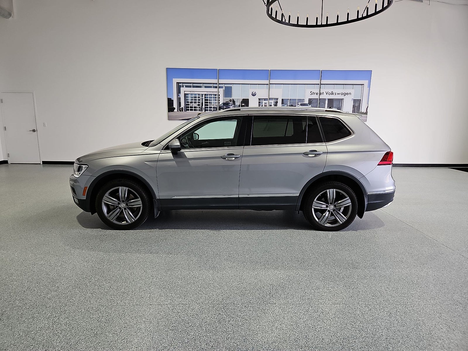 2020 Volkswagen Tiguan 2.0T SEL