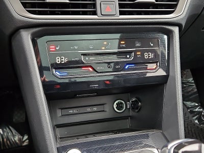 2026 Volkswagen Taos 1.5T SE Black