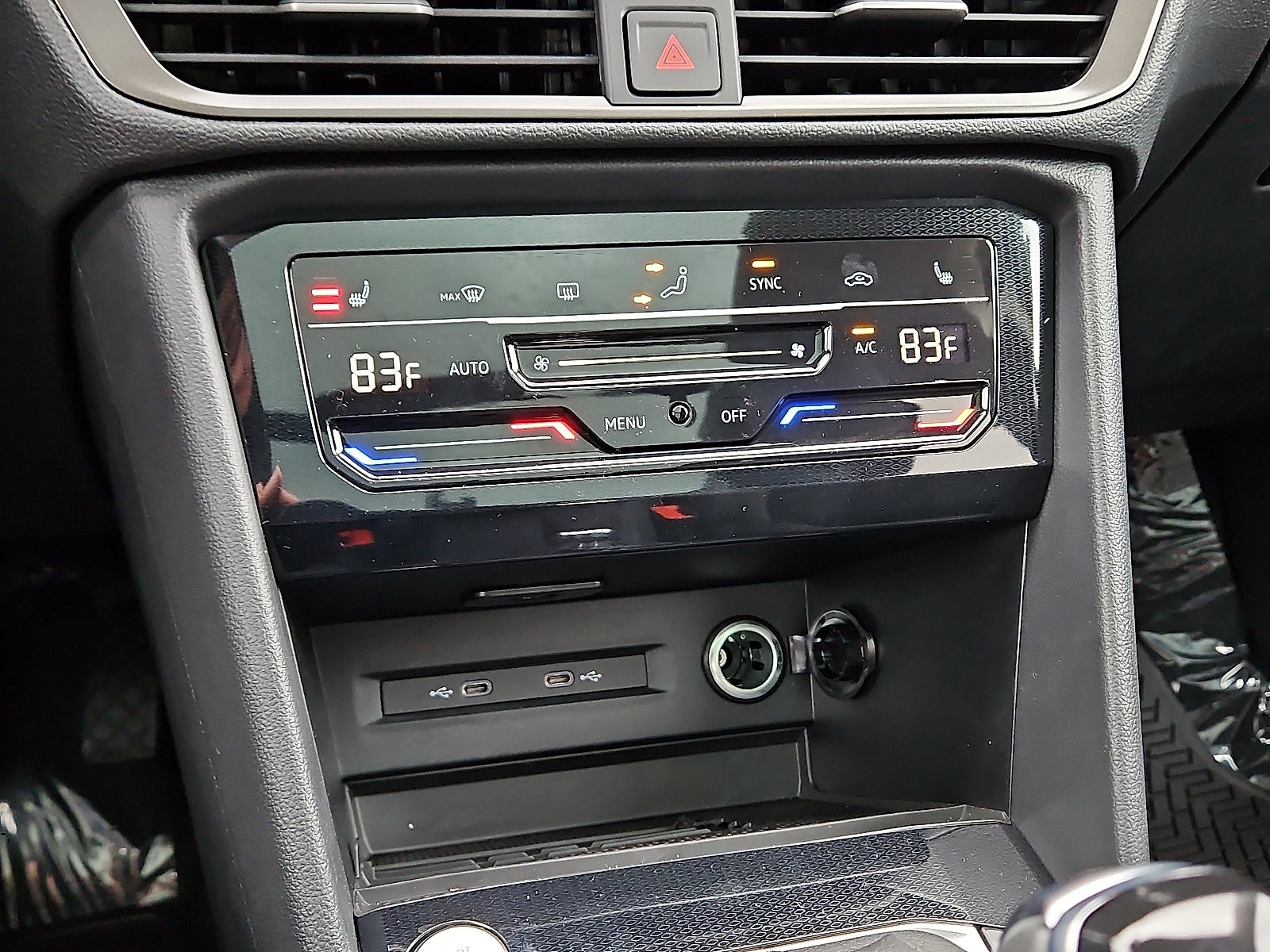 2026 Volkswagen Taos 1.5T SE Black