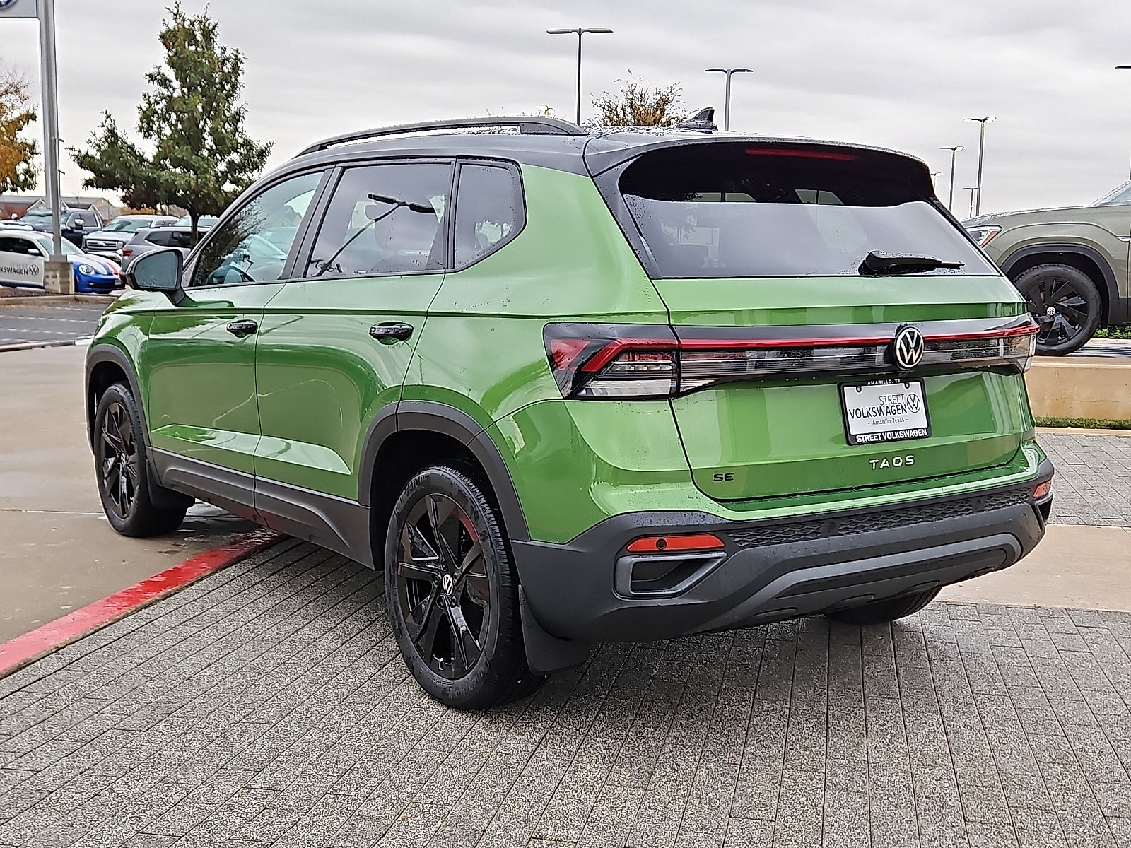 2026 Volkswagen Taos 1.5T SE Black