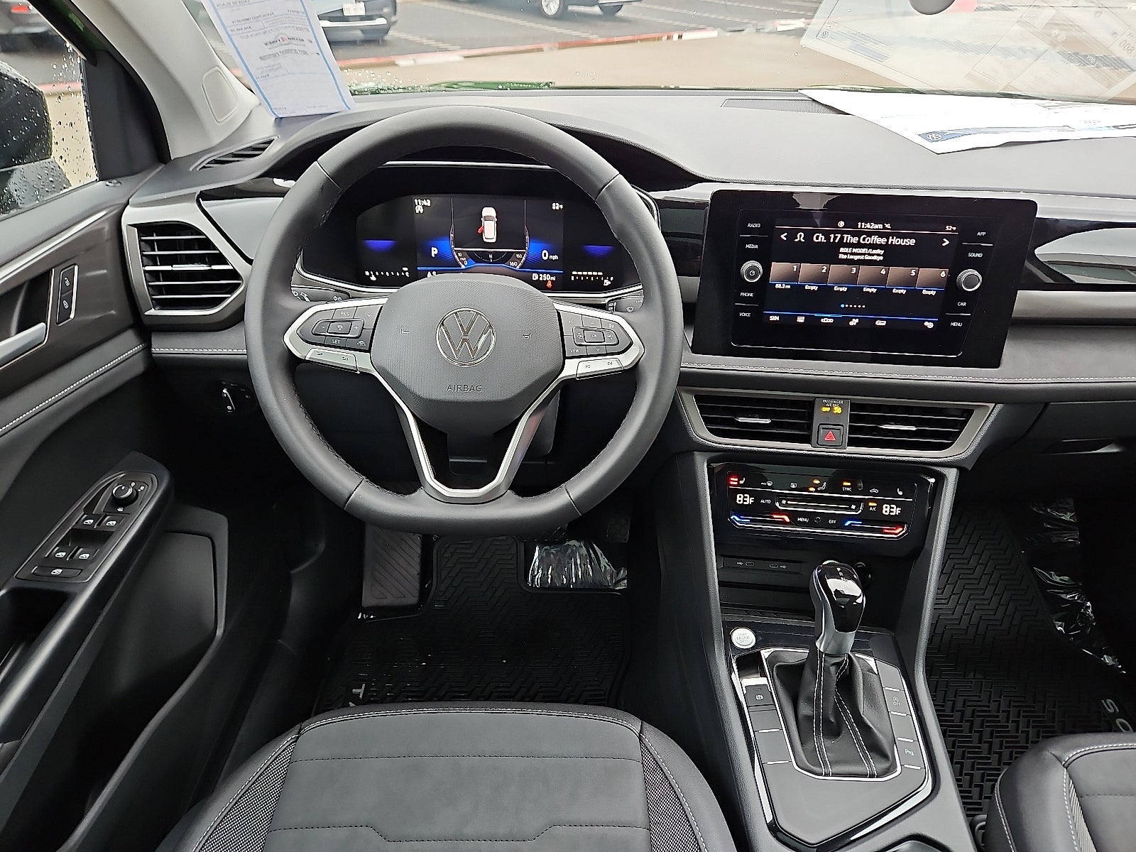 2026 Volkswagen Taos 1.5T SE Black