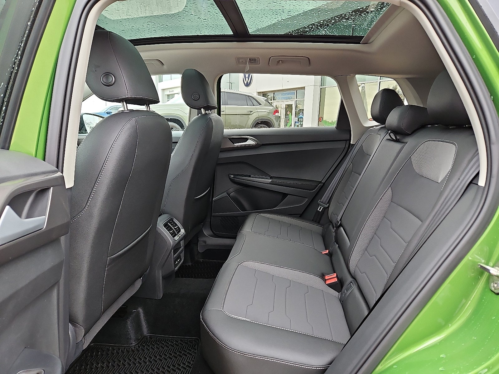 2026 Volkswagen Taos 1.5T SE Black