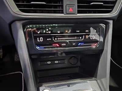 2026 Volkswagen Taos SE Black