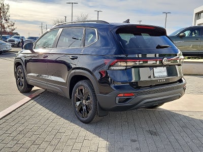 2026 Volkswagen Taos 1.5T SE Black