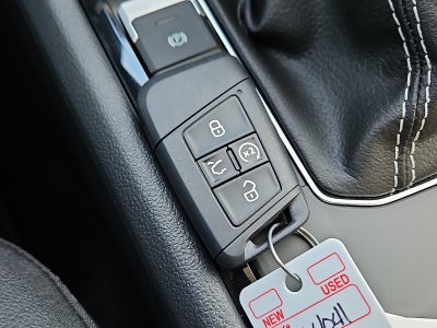 2026 Volkswagen Taos 1.5T SE Black